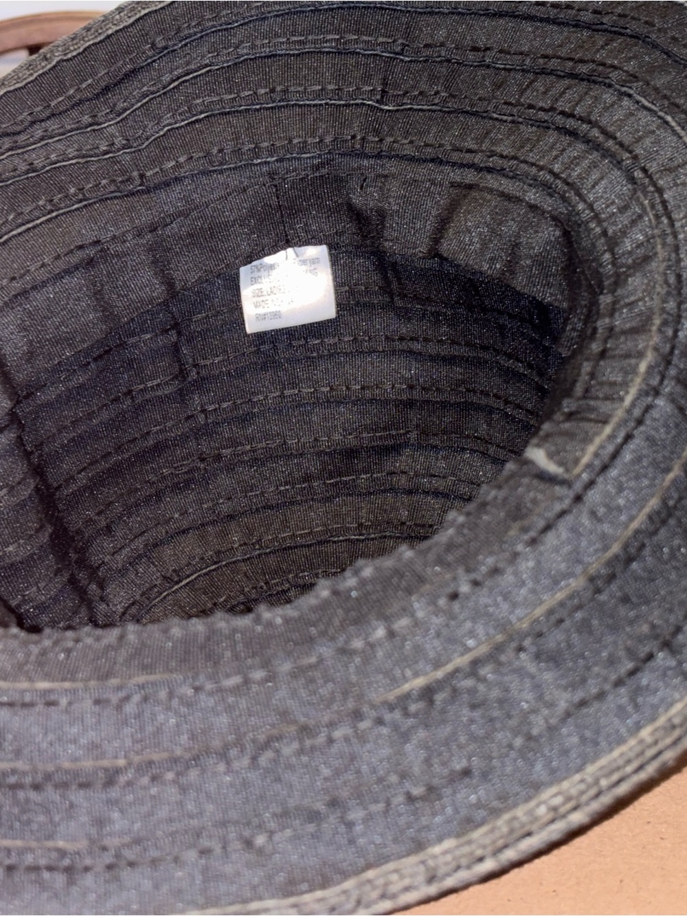 Black Ribbed Bucket Hat - Picture 3 of 4